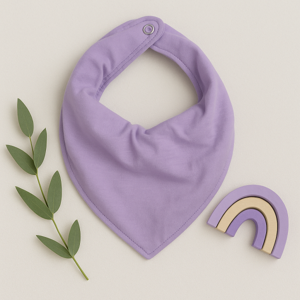 Babador Bandana Bebê Lilás – Guube
