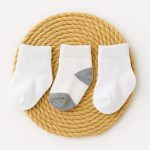 Kit 3 Pares Meias Bebê Recém-Nascido - Branca Com Cinza