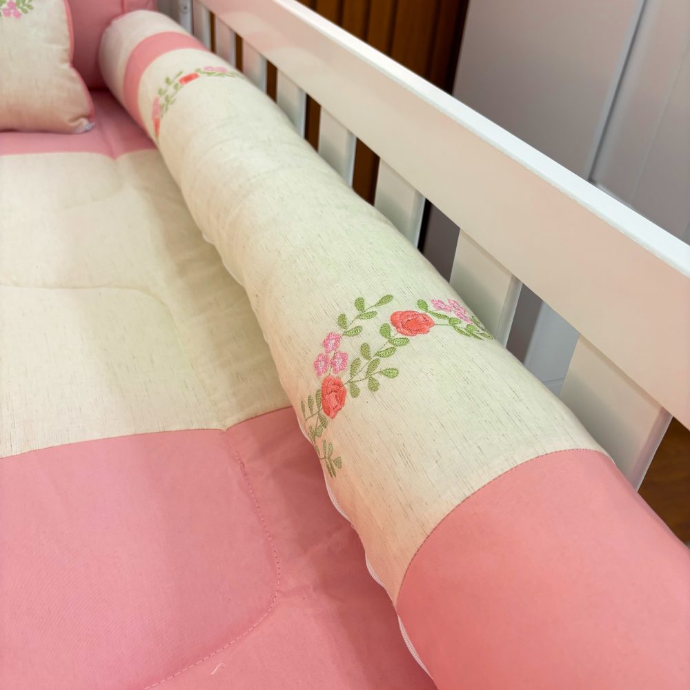 kit berço bebê tiquinho completo com linho aurora rose 3