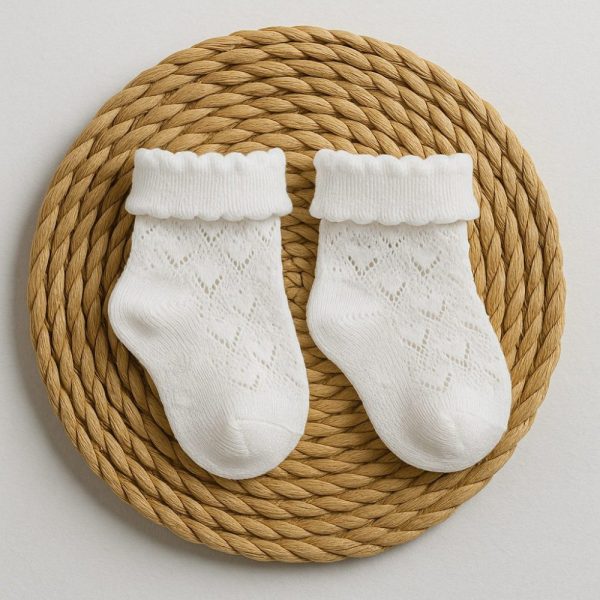 Kit Meia Bebê Recém -Nascido Delicada - Branco