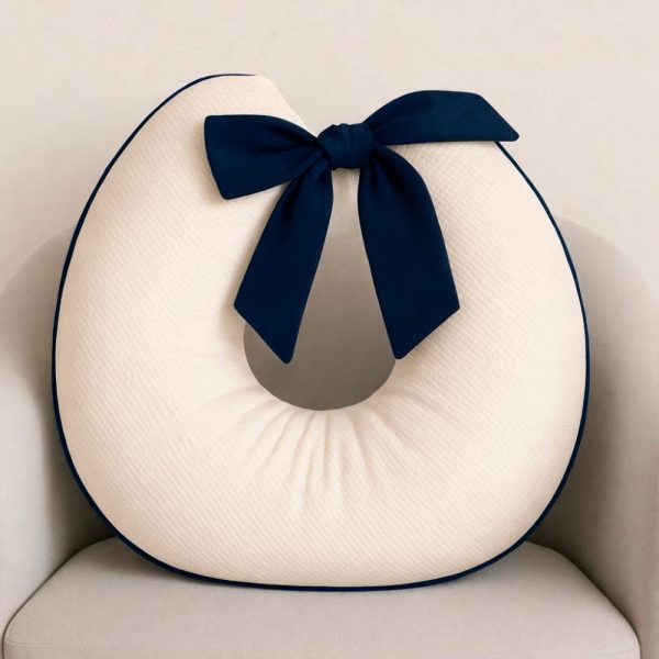 Almofada de Amamentação Com Laço - Off White com Marinho