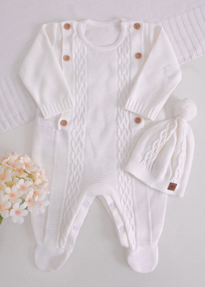 Saída Maternidade RN Off White com Macacão, Manta e Touca