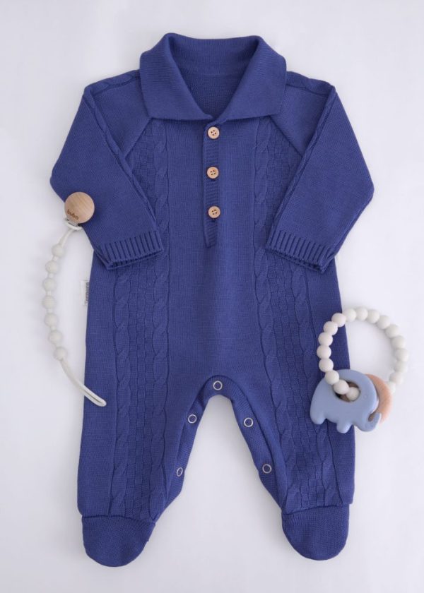 Macacão Bebê em Tricô Marinho com Gola e Botões Madeira