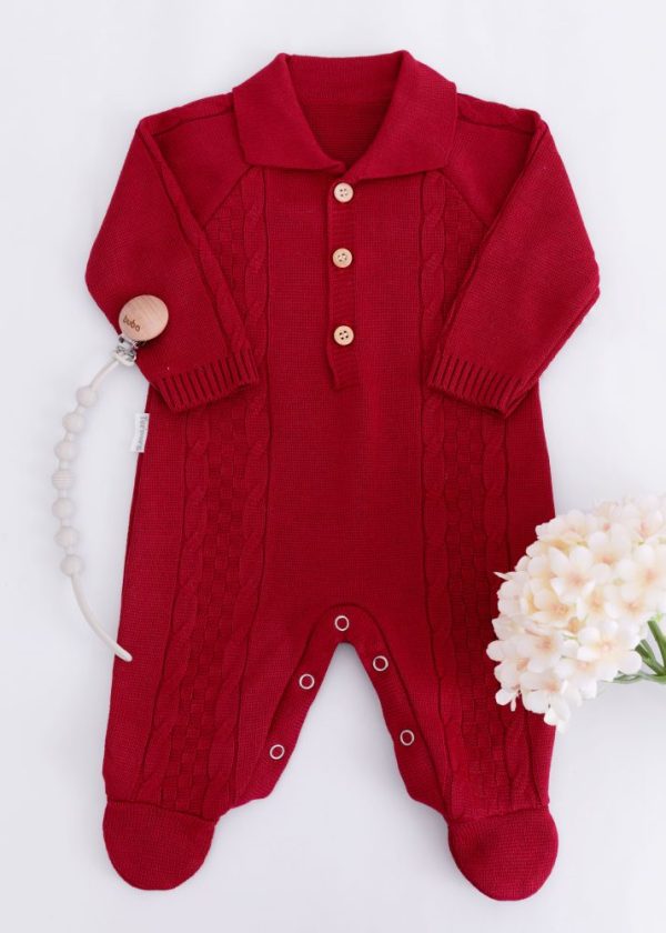 Macacão Bebê em Tricô Vermelho com Gola e Botões Madeira