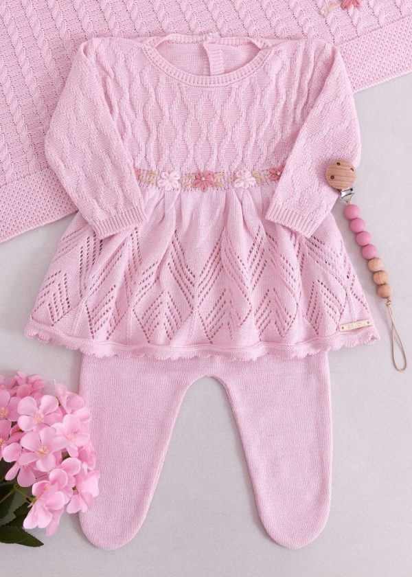 Saída Maternidade Rosa com Vestido Bordado, Calça e Manta